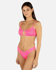 Trip Hop Scoop Front Bralette - Maraschino