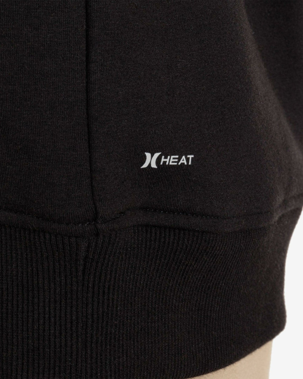Acadia Heat Pullover - Black