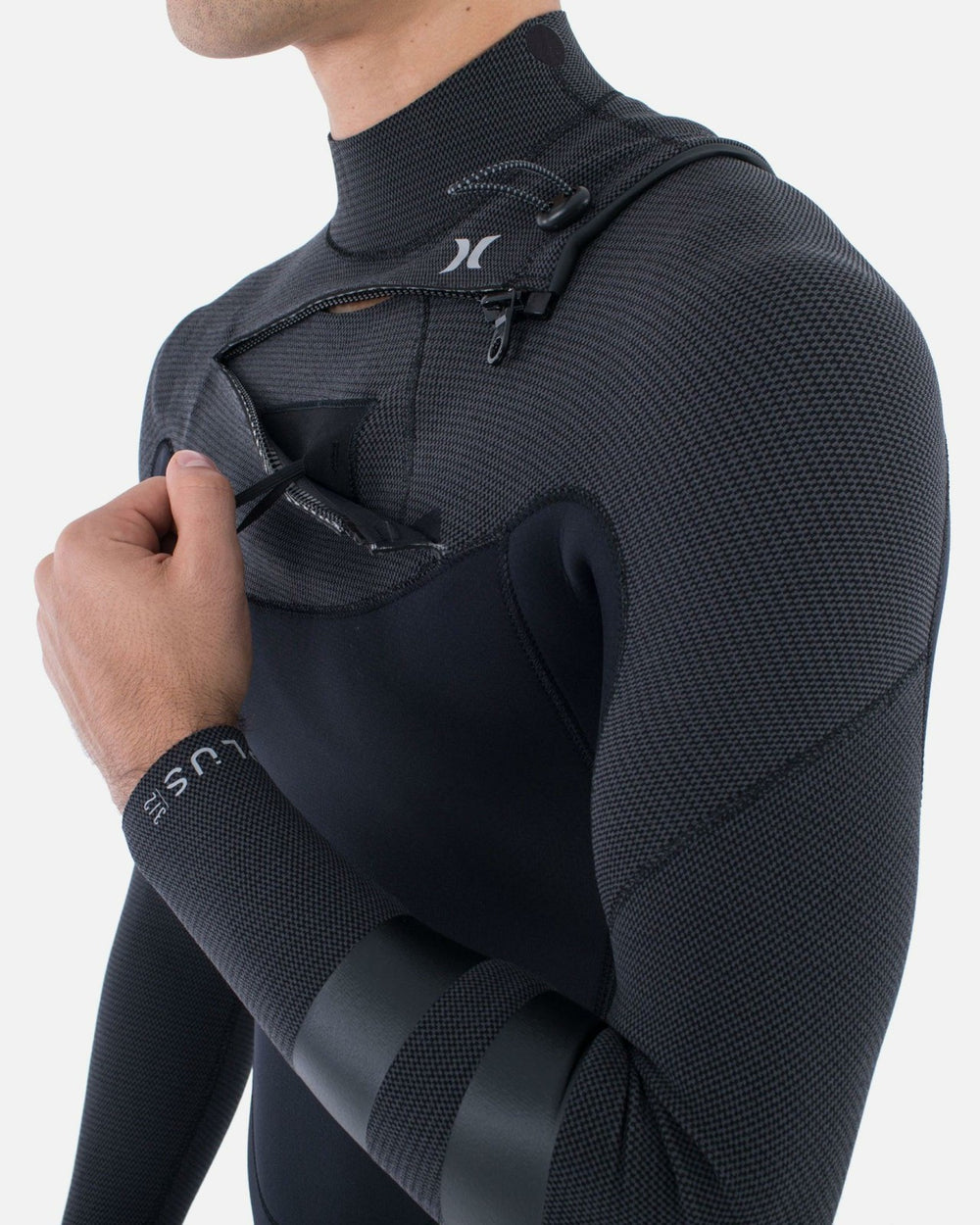 Mens Plus Sleeve Texture 4/3mm Fullsuit - Black