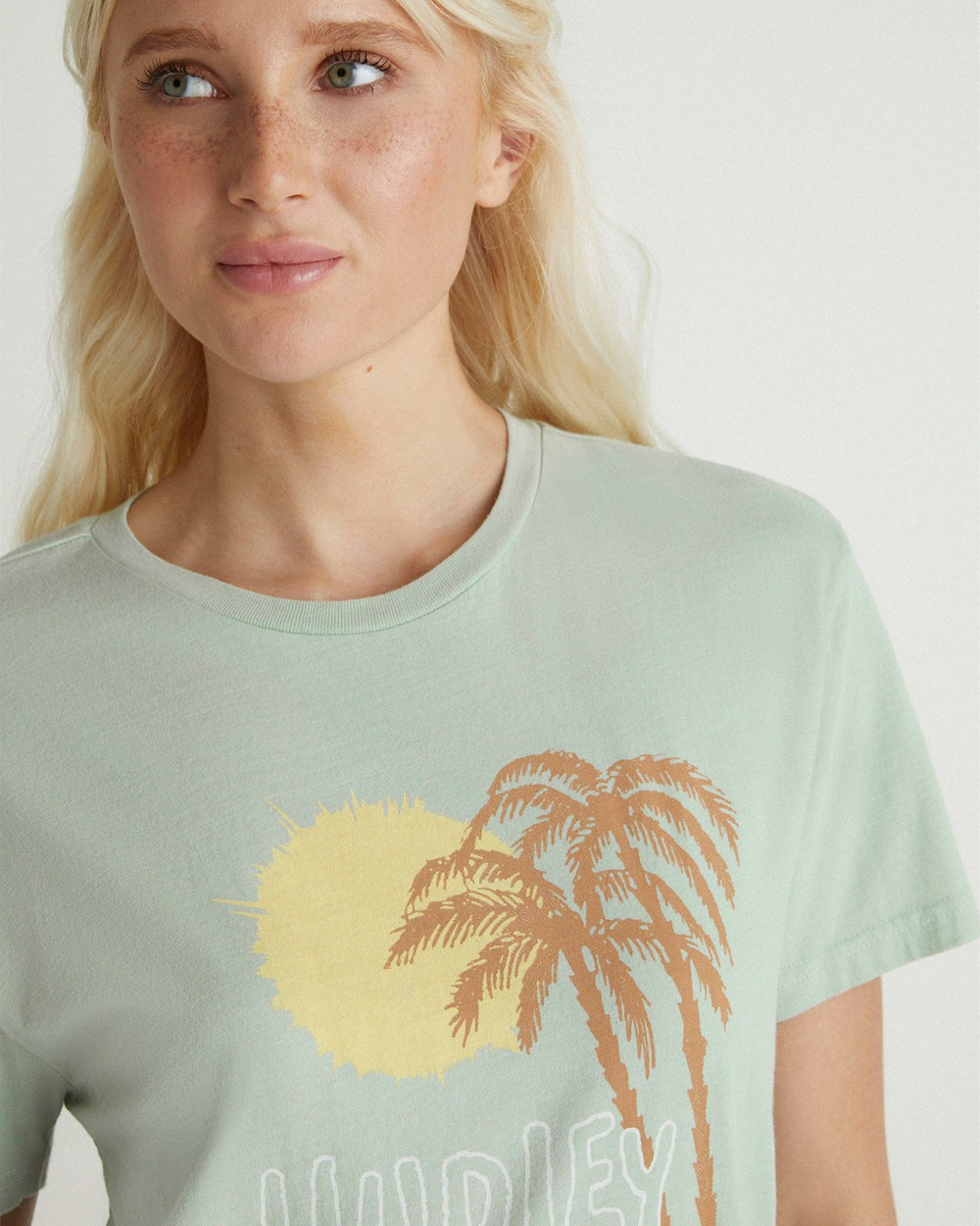 Sun Palm Classic Tee - Aqua Gray