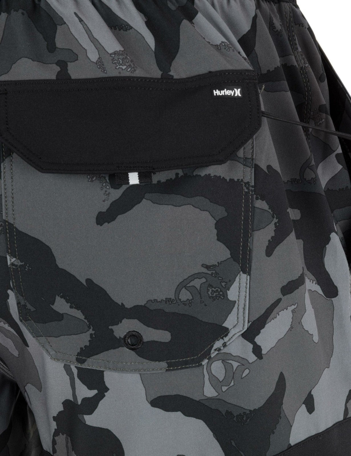 Phantom Eco Blockparty Volley 17" - Black