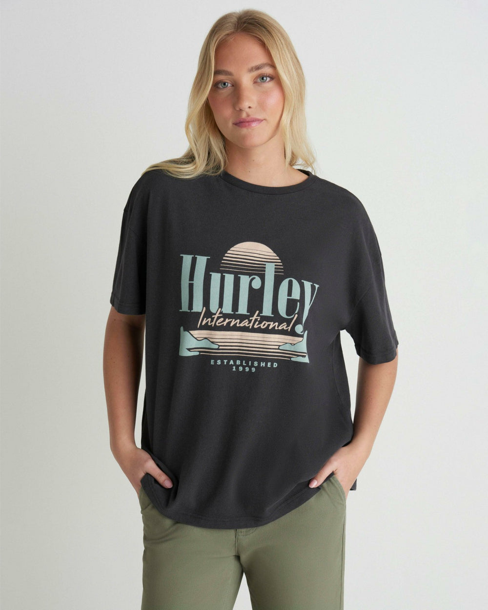 Racquet Boyfriend Tee - Off Black