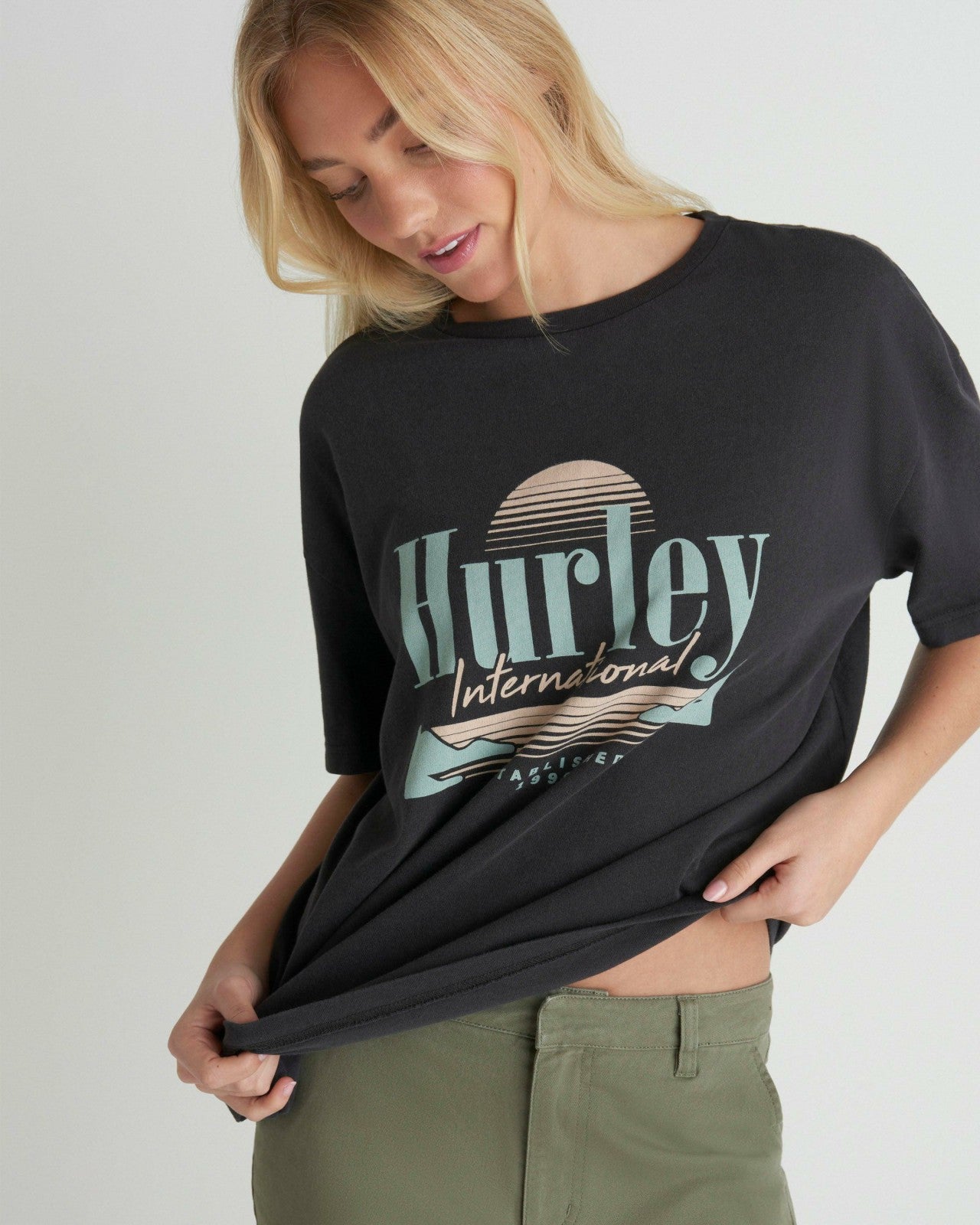 Racquet Boyfriend Tee - Off Black