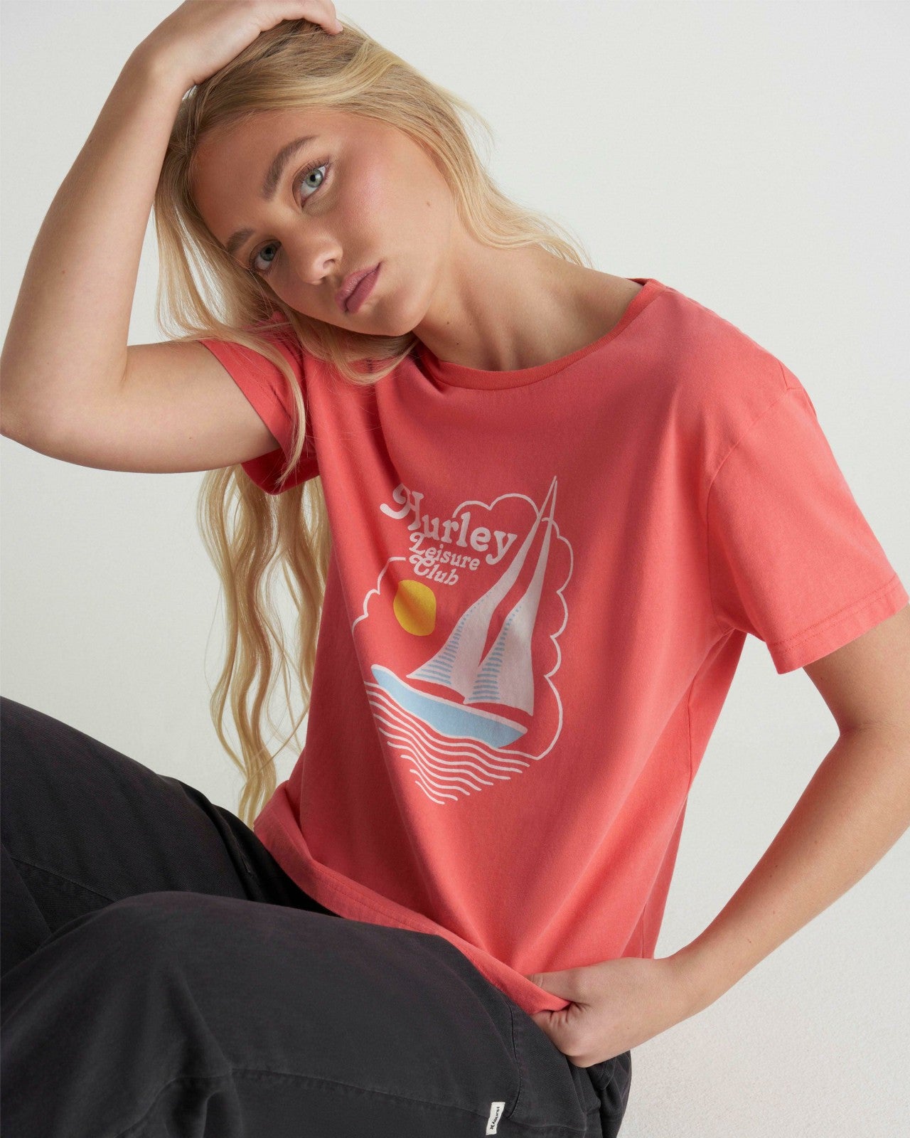 Leisure Club Classic Tee - Coral Blossom